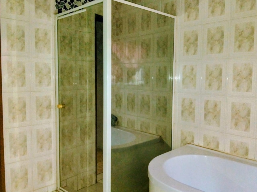 3 Bedroom Property for Sale in Tlhabane West North West